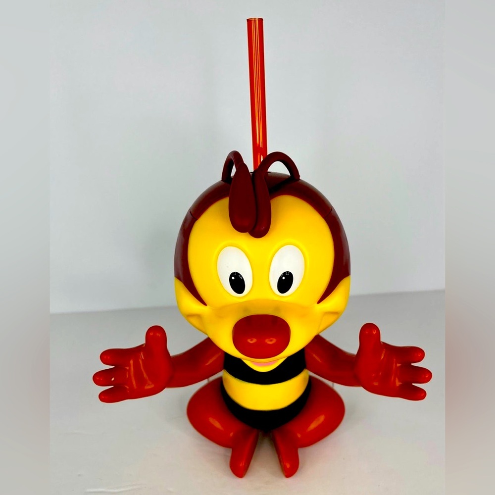 NWT Disney Bee Sipper Cup EPCOT 2022 Flower & Garden Festival IN INVENTORY BAG